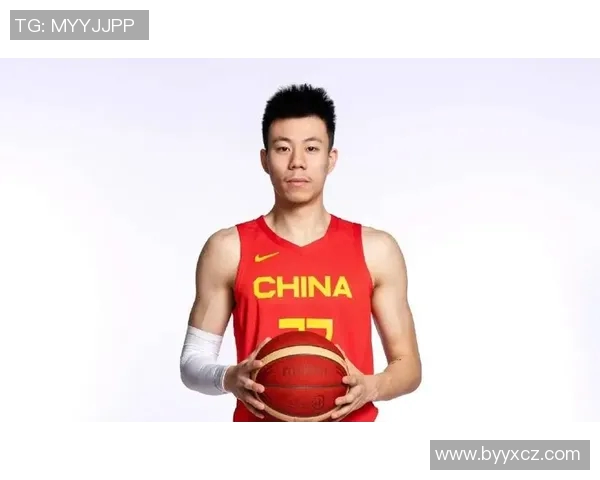 张镇麟：从篮球新星到国家队核心的成长之路与未来展望