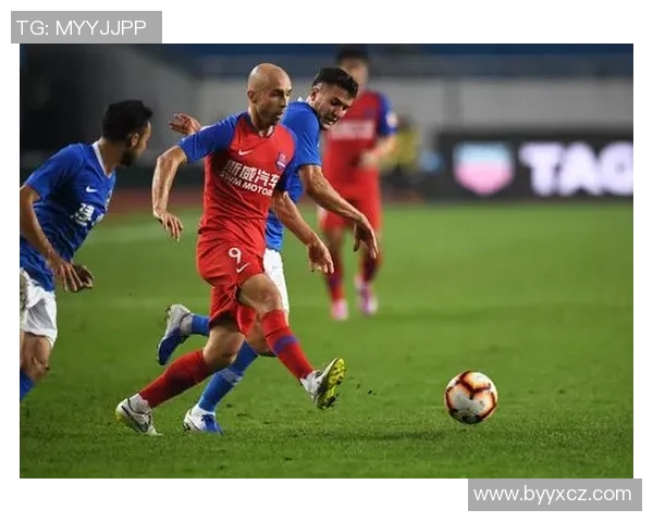 建业与重庆斯威激战正酣比分悬念迭起谁能笑到最后