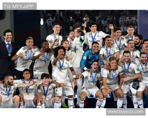 皇马与罗马首发阵容对比分析揭示双方战术布局与关键球员表现