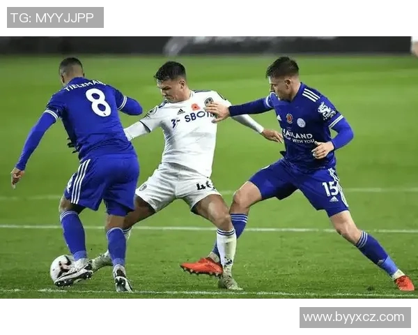 米尔沃尔主场迎战埃弗顿双方争夺英超关键积分之战