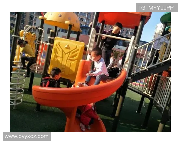 日本与菲律宾足球精彩对决视频回顾分析与精彩瞬间集锦 日本与菲律宾足球精彩对决视频回顾分析与精彩瞬间集锦